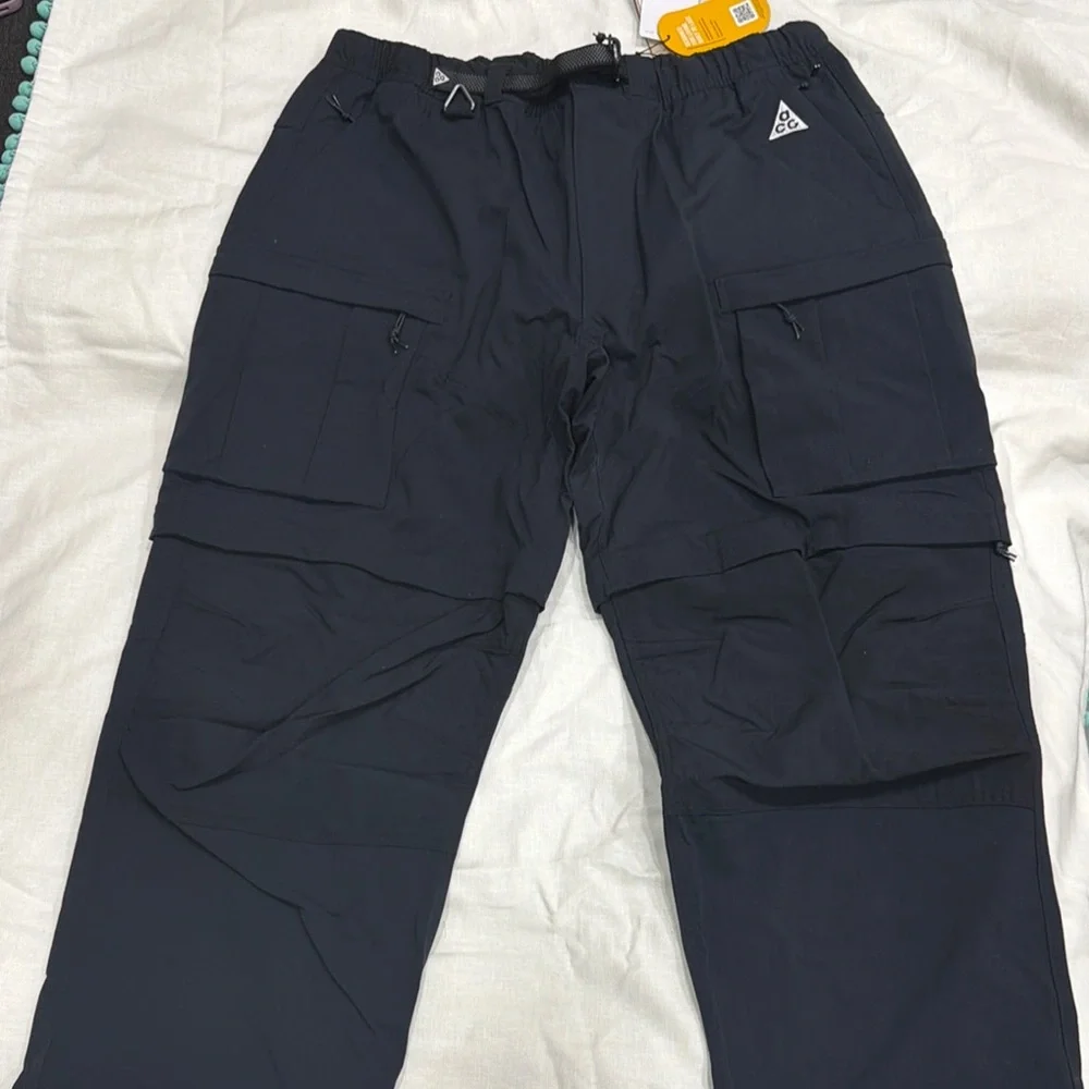 Men's Black Cargo Pants - Picture 1 of 5